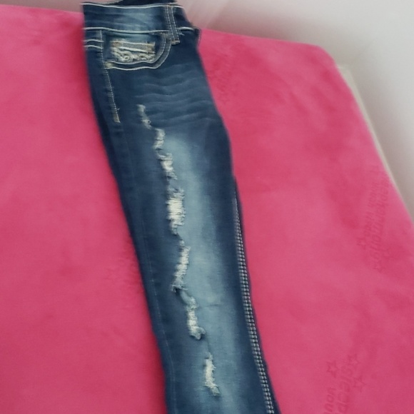 Jeans - Picture 2 of 5